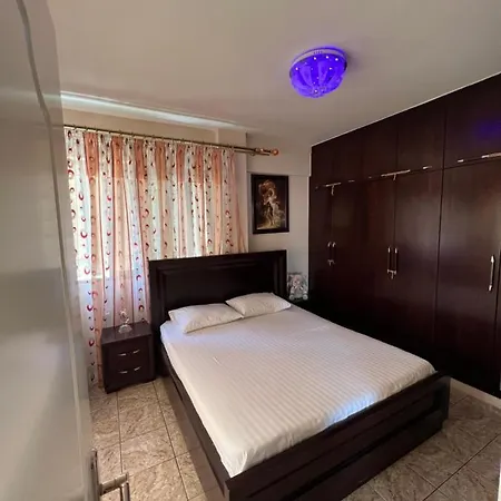 Linda Sea View * ساراندا